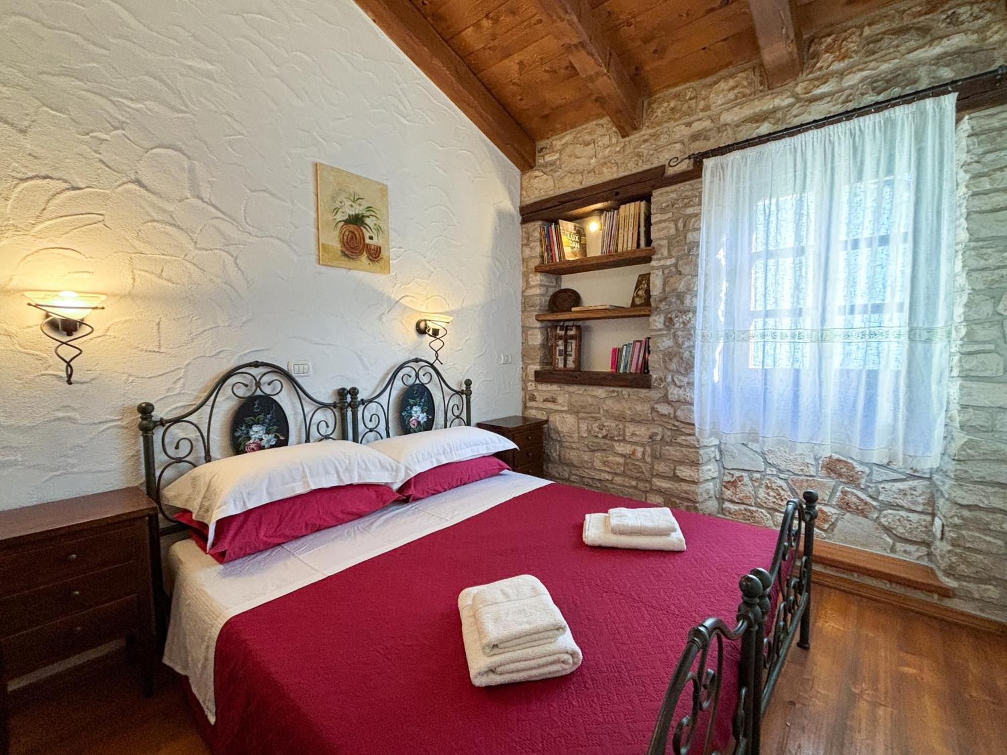 City Center Coastal Escape - Apartments With Sea View Or Cozy Room Novigrad Istria Exterior foto