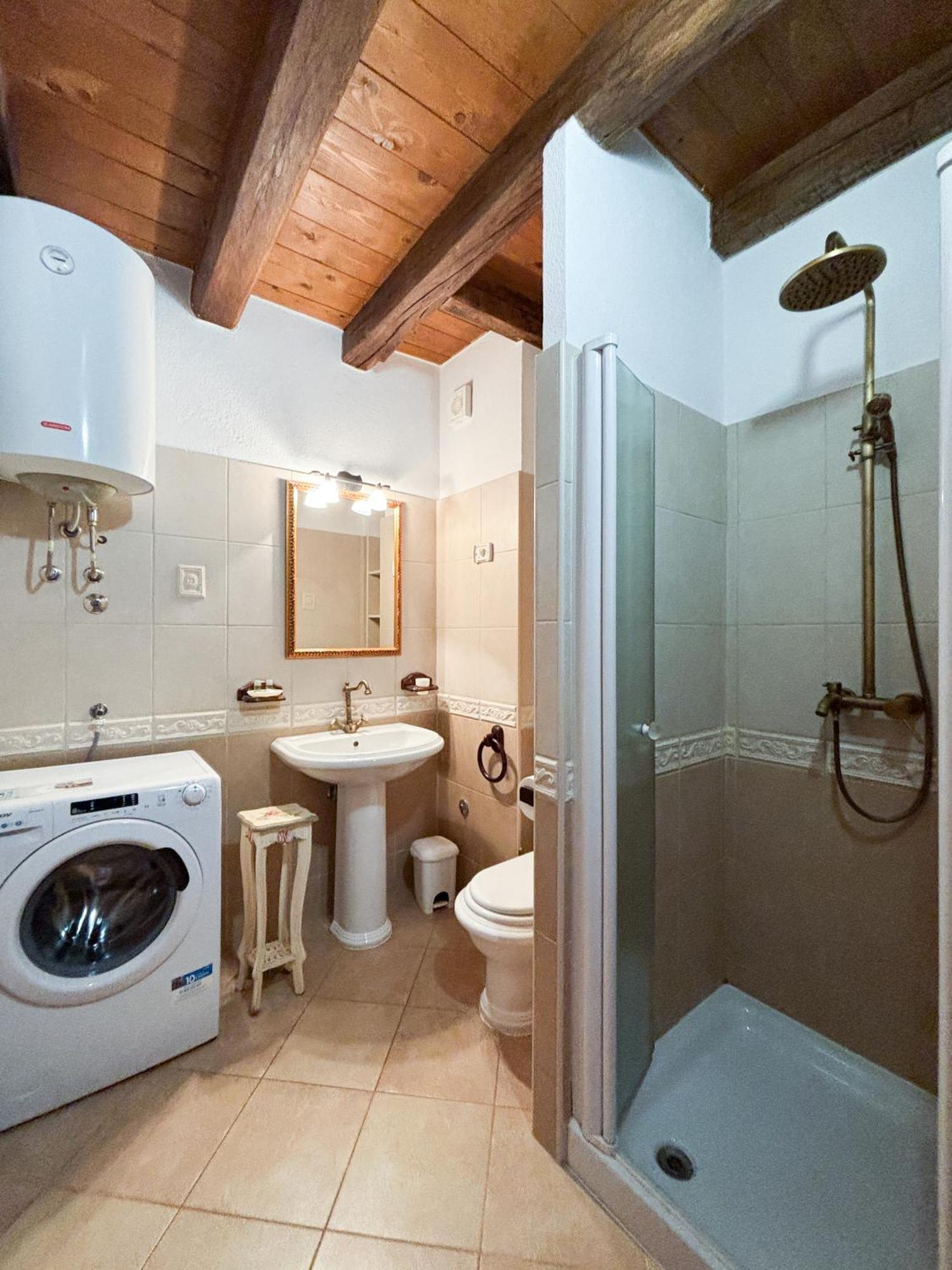 City Center Coastal Escape - Apartments With Sea View Or Cozy Room Novigrad Istria Exterior foto